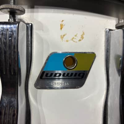 Ludwig - 8x14" 1970s 12 Lug Coliseum Classic Snare Drum, White Cortex image 2