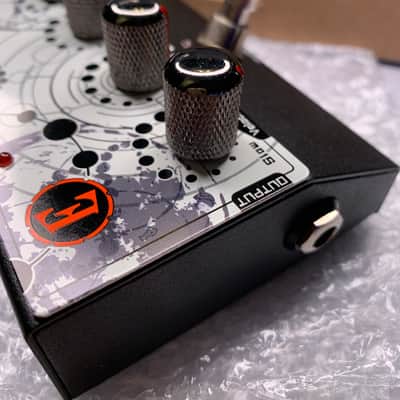 Eden Amplification Astroflange Bass Flanger 2010s - White image 5