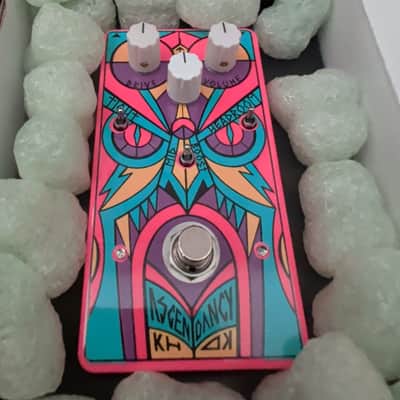 KHDK Electronics Ascendancy by Trivium 2023 -  Pink Graphic image 1