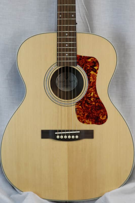 Guild OM-250E Limited Archback Acoustic/Electric Guitar image 1