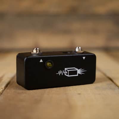 JHS Little Black Buffer image 2
