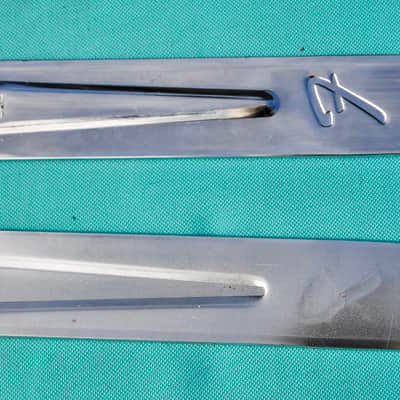 Fender 19 Inch Tilt Back Chrome Amp Legs image 8