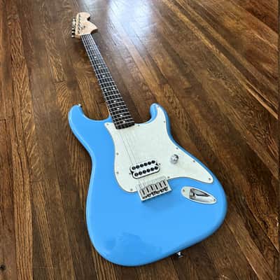 Tom Delonge S Style Custom 2026 - Hardtail Strat Sky Blue Stratocaster with Invader Pickup made by Slope Guitars image 3