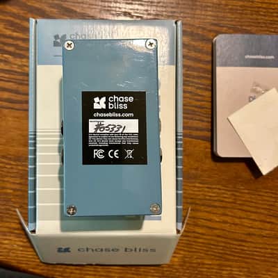 Chase Bliss Audio Generation Loss MKII 2022 - Present - Light Blue / White image 2