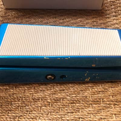 Real McCoy Custom RMC4 Picture Wah 2000s - Blue image 5