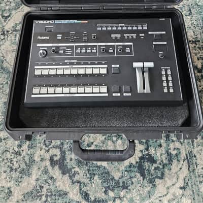 Roland V-800hd SD/HD Video Mixer image 2