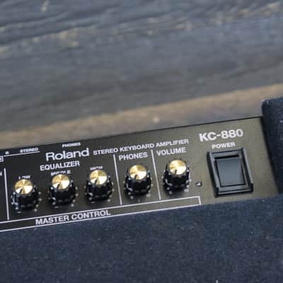 Roland KC-880 Stereo Keyboard Amplifier 320-Watt 5-Channel 2x12" Woofer Combo image 19