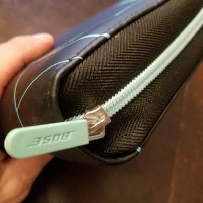 Bose SoundTrue Wired Headphones Around Ear Inline Remote Mic Case Mint - Black & Teal image 3