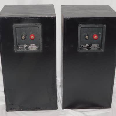 B&W Bowers & Wilkens 2002 ZMF Shielded Bookshelf loudspeaker system image 5