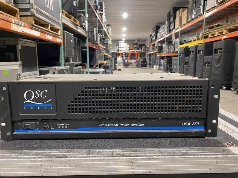 QSC 850 Professional Power Amplifier 2 Ch image 1