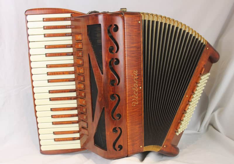 Immagine 6632 - Mahogany Victoria Poeta Senior A408VP Piano Accordion LMMH 37 96 - 1