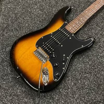 Squier Affinity Stratocaster HSS 2015 image 6
