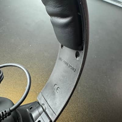 Sennheiser HD 200 Pro Closed-Back Over-Ear Headphones 2010s - Black image 6