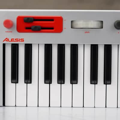 Alesis Micron Analog Modeling Synthesizer #59017 image 3