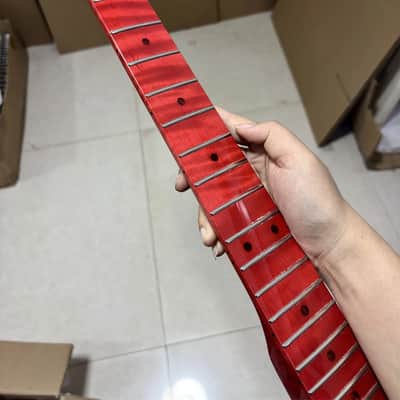 22 fret Red flame Maple Electrick Guitar neck gloss 25.5 in for parts image 3