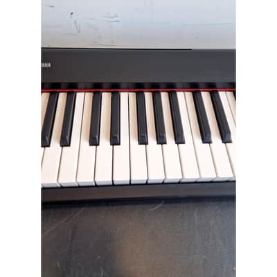 Yamaha Piaggero NP-12 - Musical Keyboards - Black - Excellent w/ Power Supply image 3