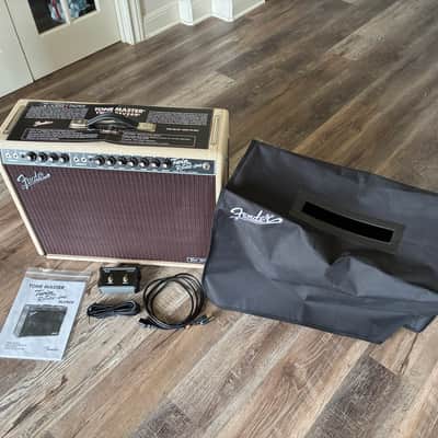 Fender Twin Reverb, Tone Master, 2-Channel, 85-Watt, Celesition,..Like New! image 2