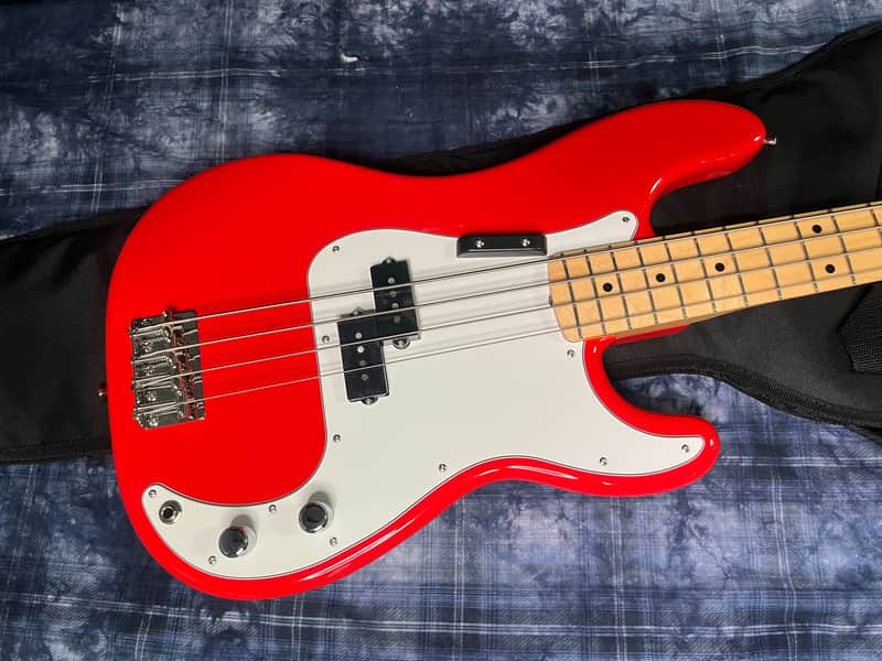 Fender MIJ プレシジョンベース Fender MIJ International Color Precision Bass | Reverb