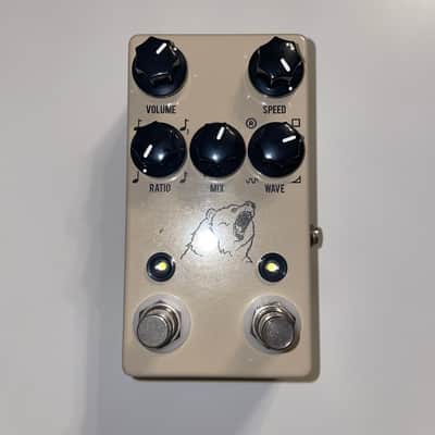 JHS Kodiak Tremolo | Reverb