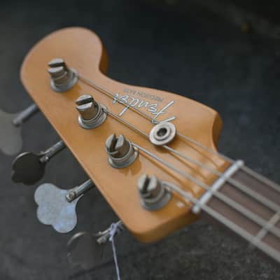 Fender Limited Edition Vintera II Road Worn '60s Precision Bass - Fiesta Red image 11