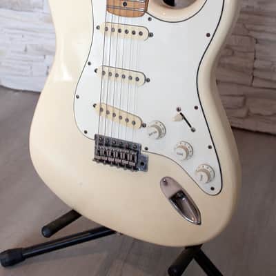 Oakland Country Gentleman Stratocaster Japan Vintage Lawsuit | Reverb