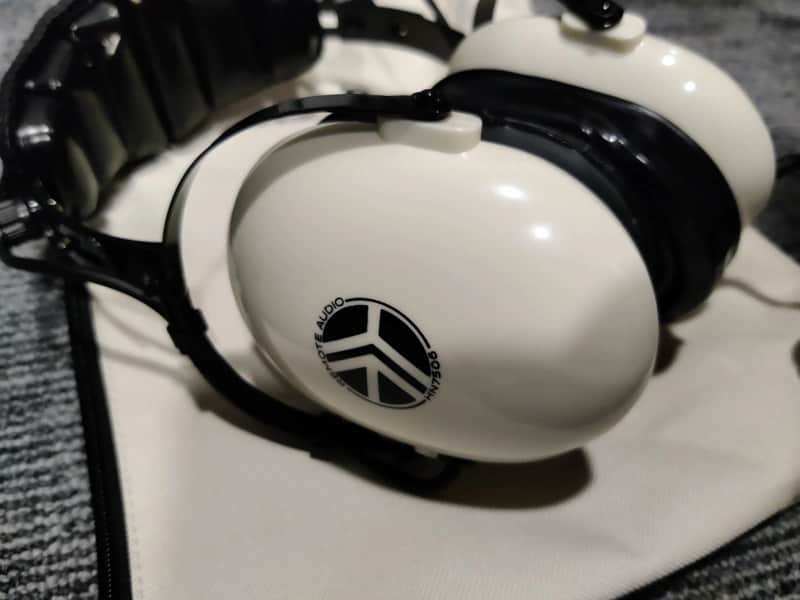 Immagine Remote Audio HN- 7506 High Noise Isolating Headphones New Mint Condition - 1