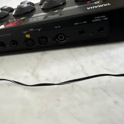 Yamaha MFC10 MIDI Foot Controller 2010s - Black image 6