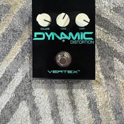 Vertex Dynamic Distortion image 1