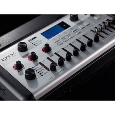 Yamaha Electronic Drum Kit DTX10 TCS Pad - Black Forest image 6