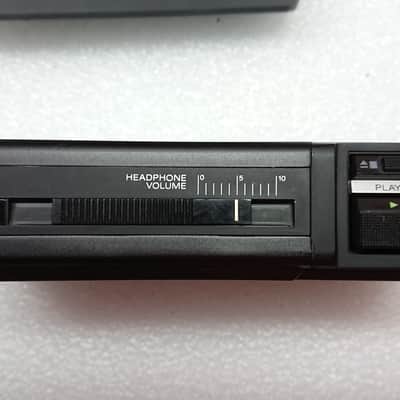 Sony WM-D6C Walkman Professional / Stereo Cassette-Corder - Perfect with the following original accessories: Sony AC-122 AC Power Adaptor / dedicated Sony Dynamic Stereo Headphones MDR-51 image 12