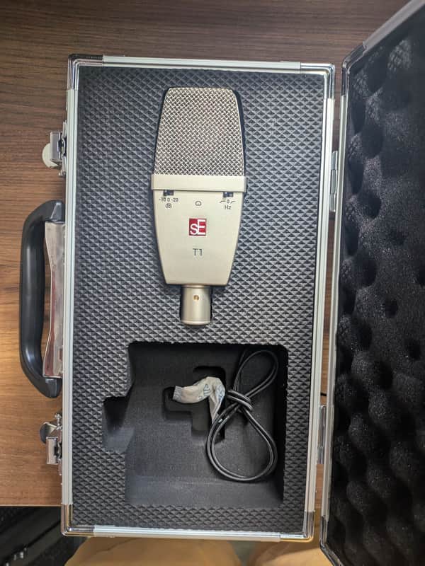 sE Electronics T1 Large Diaphragm Cardioid Condenser Microphone 2024 - Present image 1