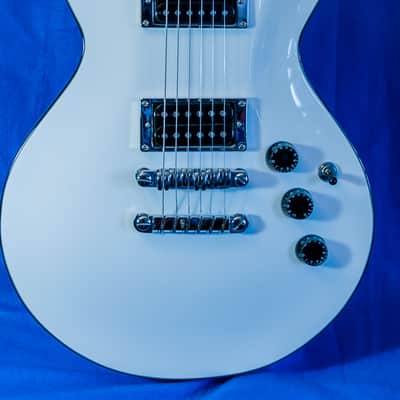 Ibanez  Art 100  White image 3