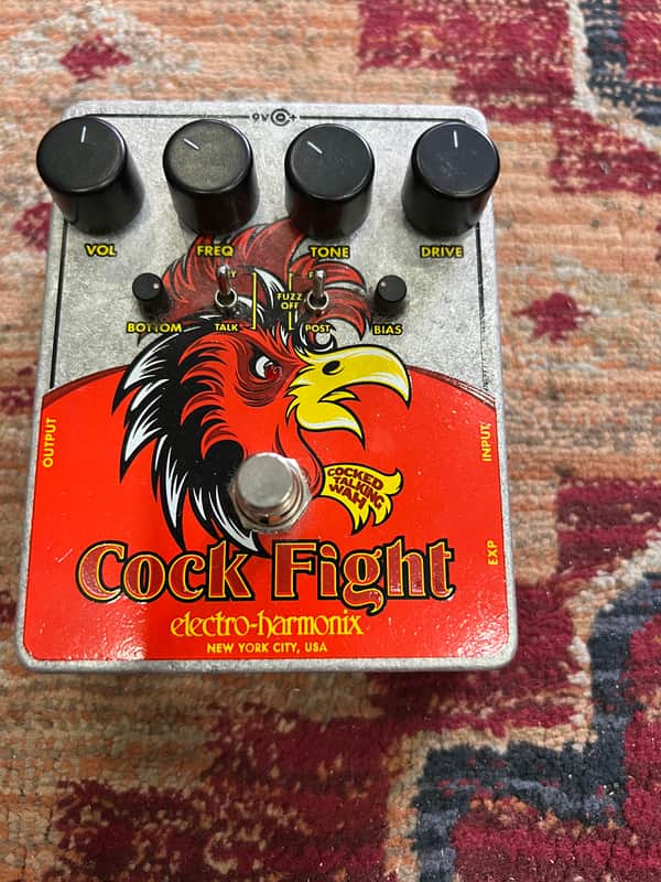 Electro-Harmonix Cock Fight talking wah and fuzz pedal