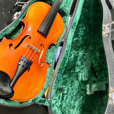 Suzuki Violin 220 image 1