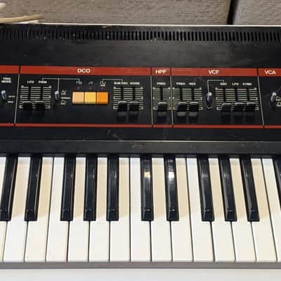 Roland Juno-6 61-Key Polyphonic Synthesizer 1982 - 1984 - Black