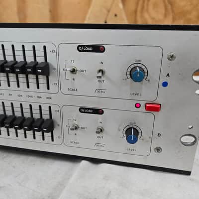Immagine Klark Teknik DN360 2-Channel 31 Band Graphic Equalizer - Tested & Working #531 - 4