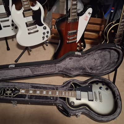 Epiphone Les Paul Custom Pro Silver Burst 2011 with hard case image 1