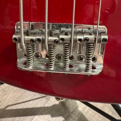 Fender 1999 American deluxe jazz bass 1999 - candy apple (cherry) Red image 12
