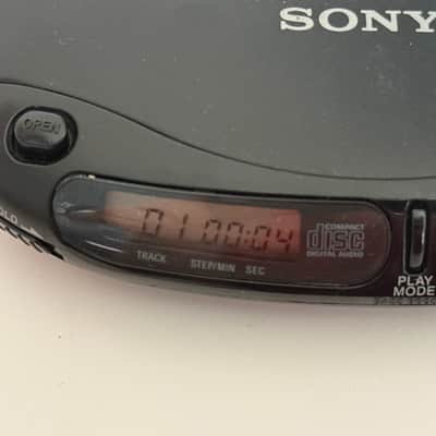 Sony Discman D-132CK - 1994 image 4
