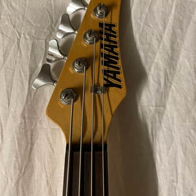 Yamaha RBX 250F 4 String Fretless Electric Bass 2005 Black image 6