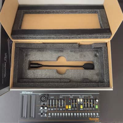 Roland VP-03 Boutique Series Vocoder Plus Synthesizer Module image 4