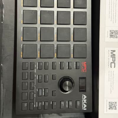 Akai MPC Studio Music Production Controller 2021 - Present - Black image 3