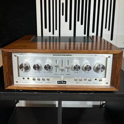 Marantz Model 1152DC 76-Watt Stereo Solid-State Integrated Amplifier 1977 - 1980 - Silver with Wood Case image 3