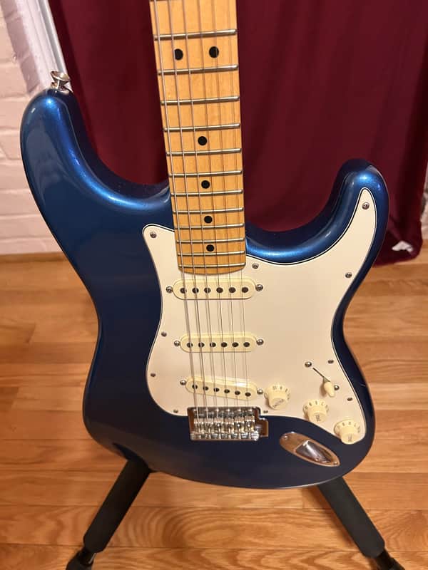 RARE Gloss Finish - Fender American Performer Stratocaster 2019 - Limited Edition image 1