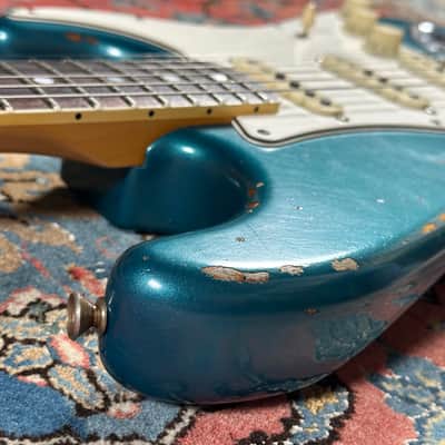 Fender Custom Shop '67 Heavy Relic Stratocaster 2021 Ocean Turquoise over sunburst image 9