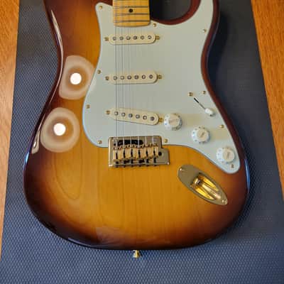 Fender usa 75th ann. stratocaster 2021 - boubon burst image 3