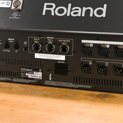 Roland M-480 48-Channel Live Digital Mixing Console CG01ZRF image 10