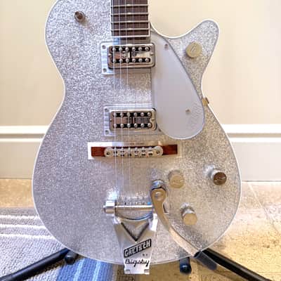 Gretsch G6129T-89 Vintage Select '89 Sparkle Jet with Bigsby 2023 - Silver Sparkle image 5