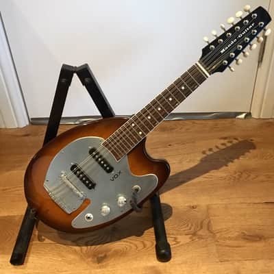 Vox Mando Guitar 1964 Sunburst image 2