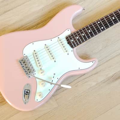 1996 Fender '62 Stratocaster Electric Guitar Shell Pink MIJ Japan